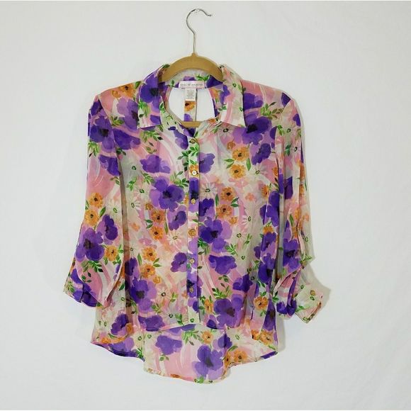 Band of Gypsies floral sheer open back button up - Picture 2 of 7